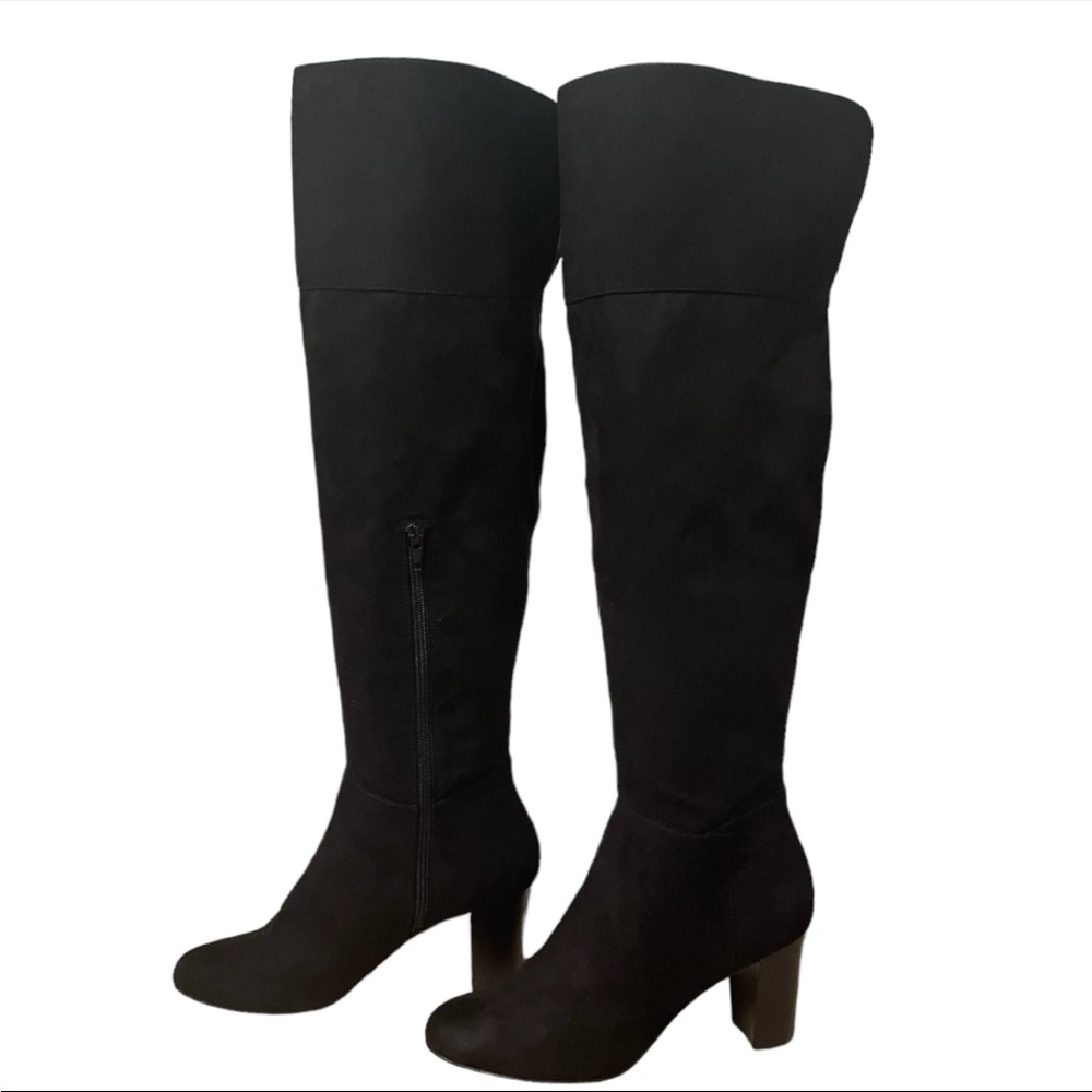 Bella Vita's Telluride Black Suede Boots Size 8 NARROW
